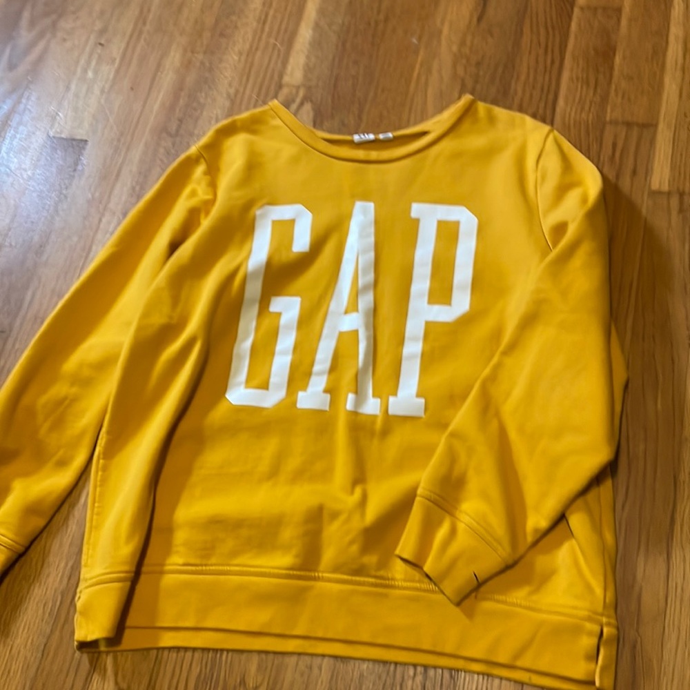 Yellow Gap Crewneck size XL